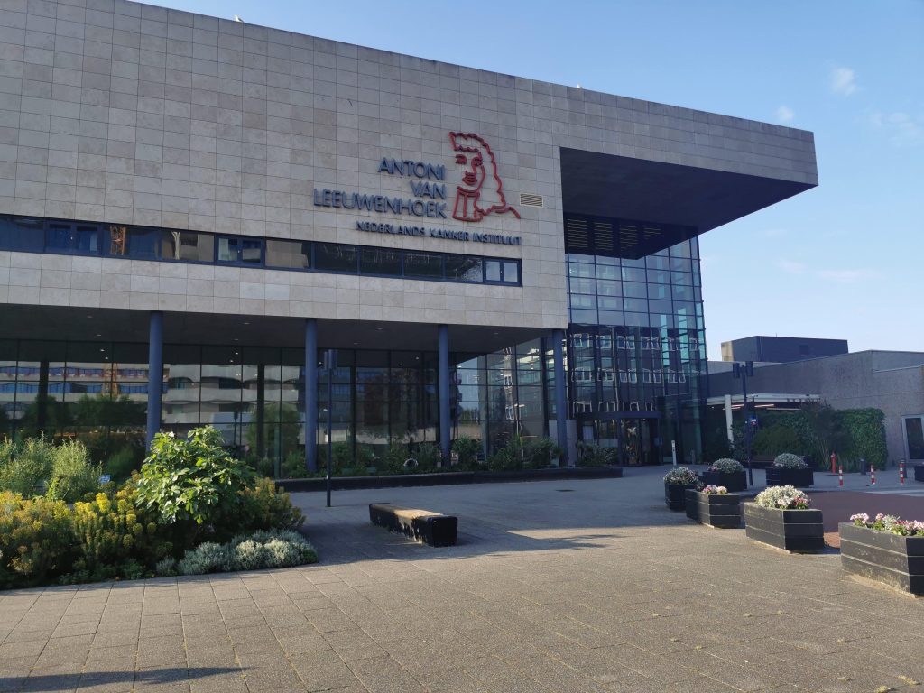 Main entrance of the Netherlands Cancer Institute (NKI-AvL).