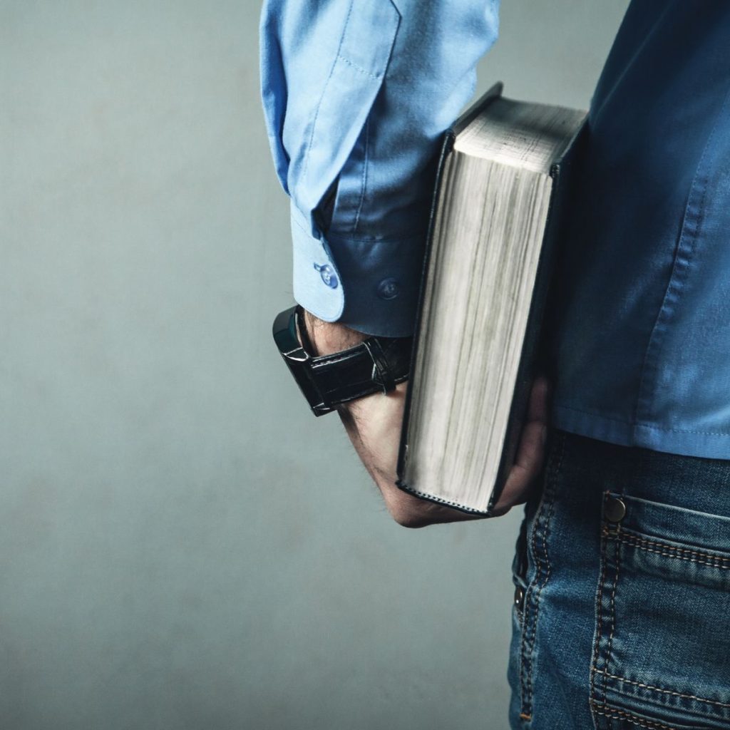 Science storytelling is a bible.